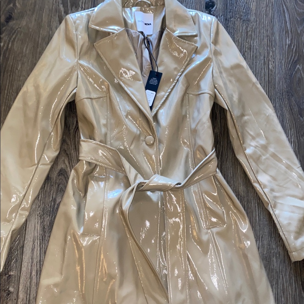 NWT Fashion Nova taupe beige Glossy Beige Leather Trench Coat long maxi xs - Picture 5 of 6